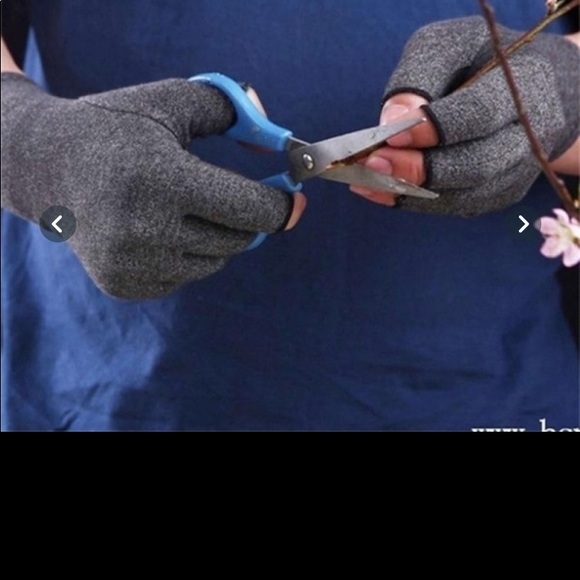 🧤 RA COMPRESSION GLOVES🧤 - Picture 7 of 12